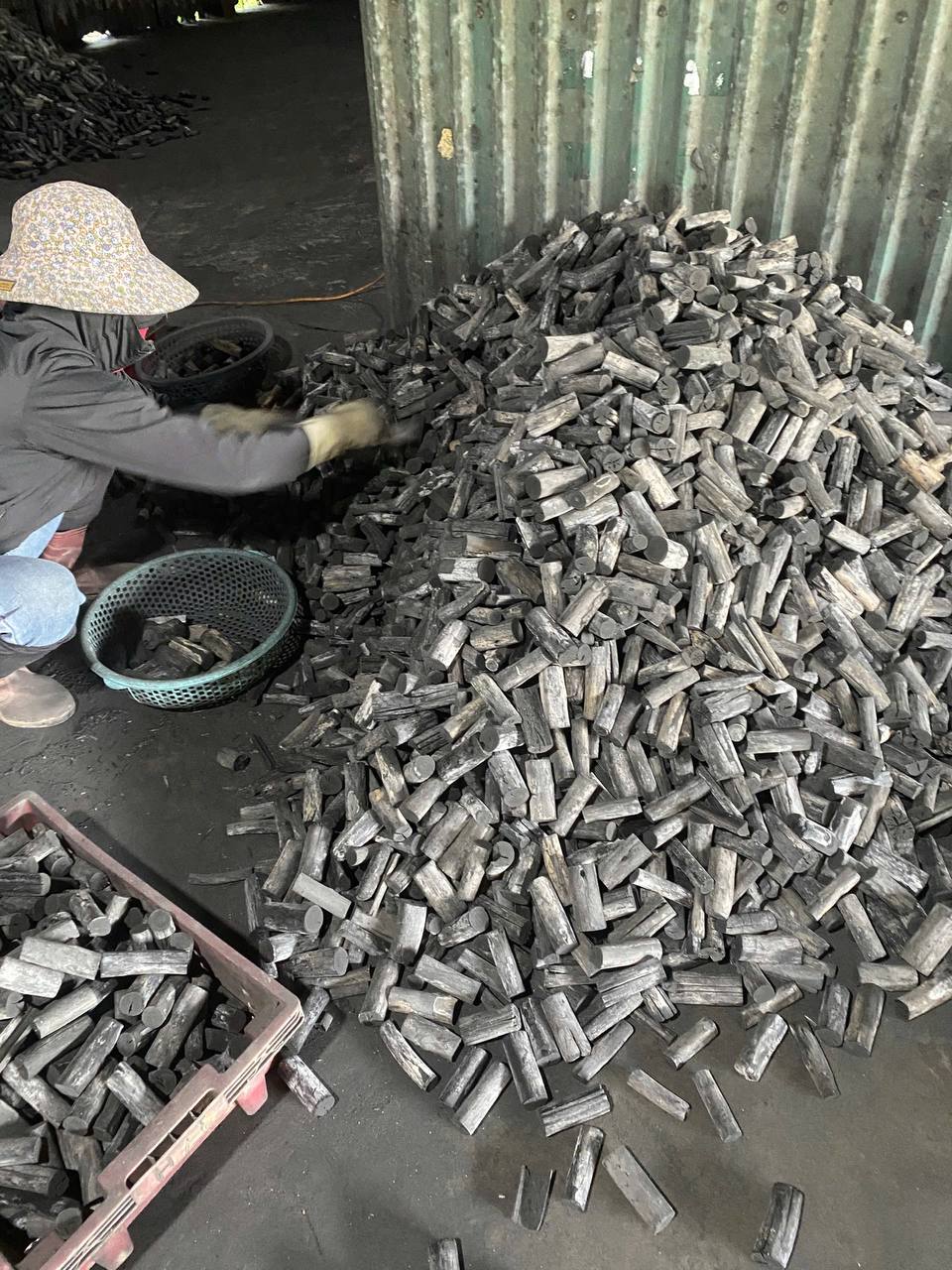 Binchotan white charcoal — premium charcoal for restaurants